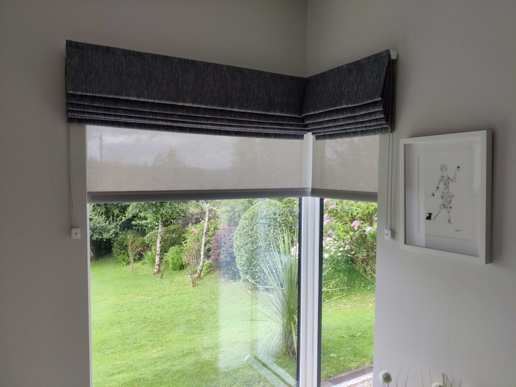 Roman Blinds and Curtains Image (11)